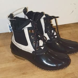 Tommy Hilfiger Navy White Hada Duck Boots Womens Size 6